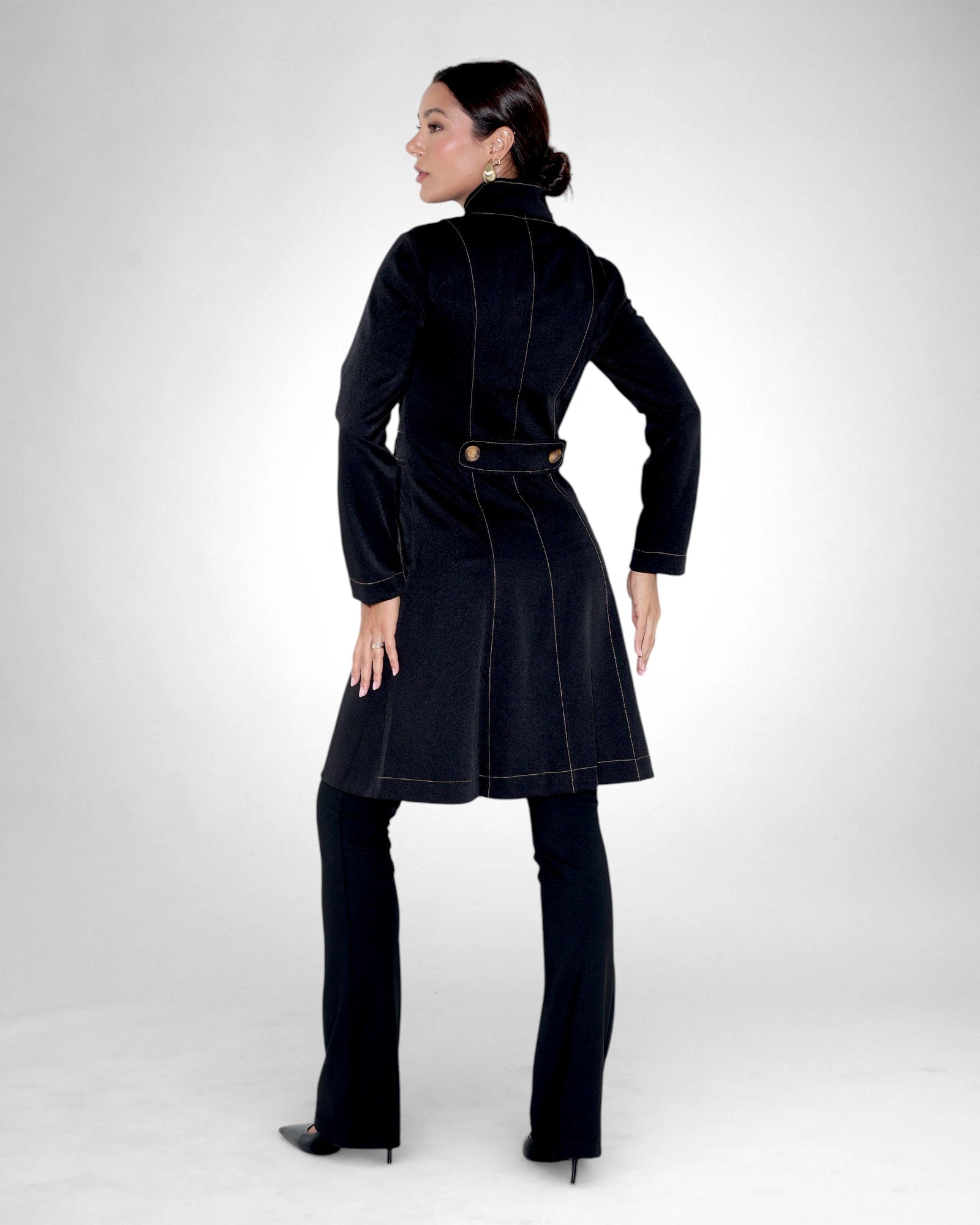 Jaleco Paola I Preto + Caramelo - HOLI